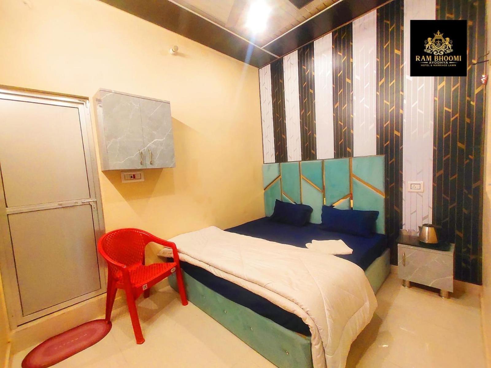 Hotel Rambhoomi Ayodhya エクステリア 写真